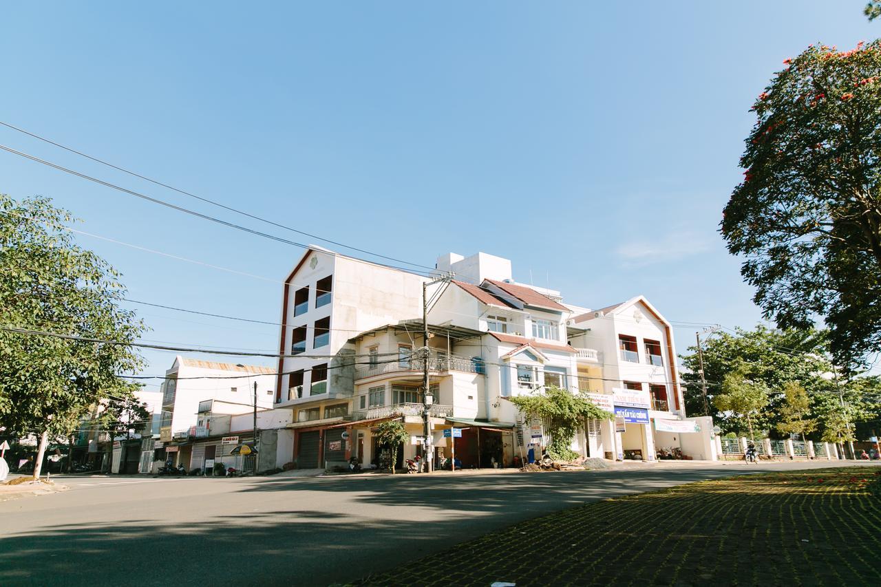 Minh Nhung Hotel Баолок Экстерьер фото